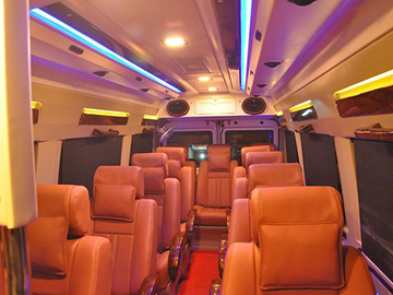 12 seater img
